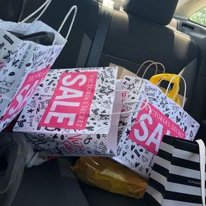 Meet your Posher, Janena